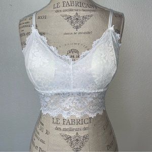 Floral Lace Wireless Cami Bralette